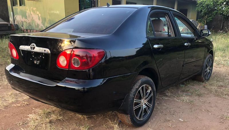 Thumbnail 3 of 2005 Toyota Corolla